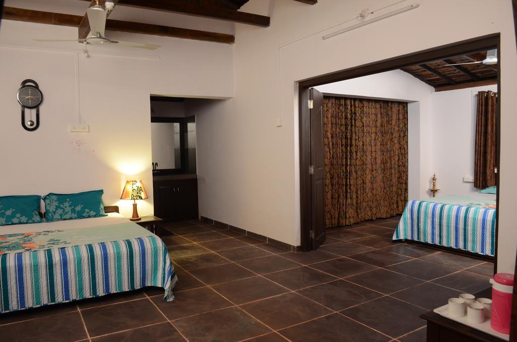 Beachfront Villas Ganpatipule Habitación foto